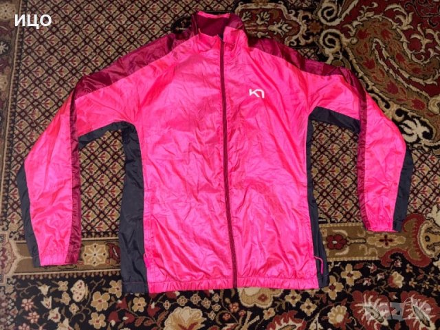 Дамска ветровка KARI TRAA