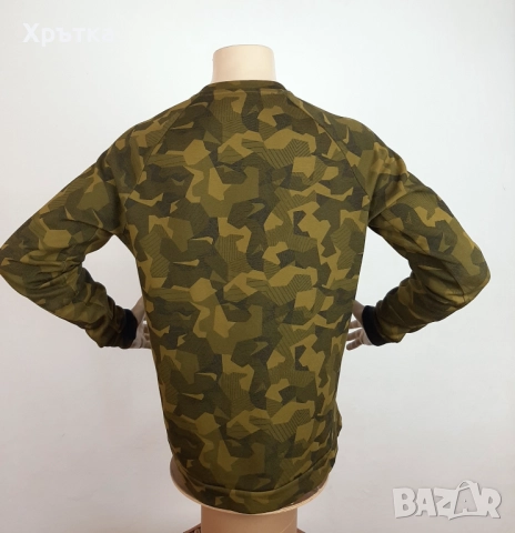 Nike Tech Fleece Crew - Оригинална мъжка блуза размер M, снимка 4 - Блузи - 52084184
