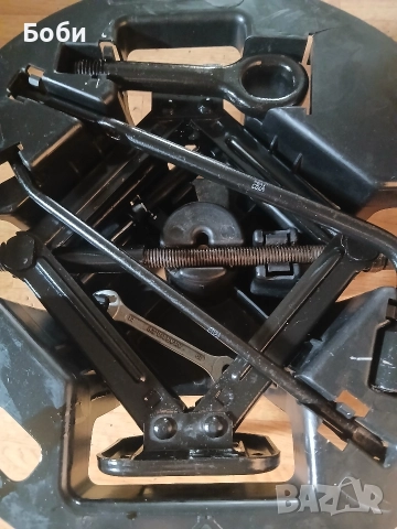 Органайзер с инструменти хюндай кия оем нов, снимка 8 - Аксесоари и консумативи - 52719880