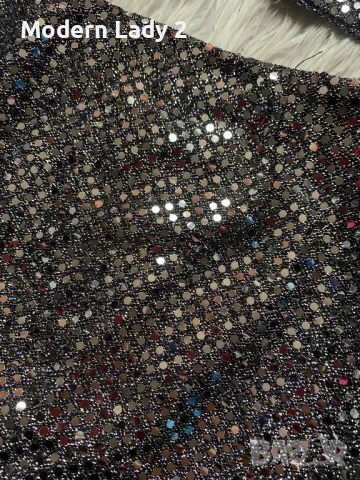 Нов пайетен сребрист топ, снимка 3 - Корсети, бюстиета, топове - 50876812