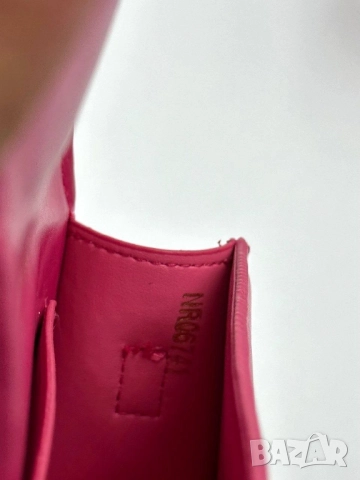 чанти JACQUEMUS- Le grand bambino ➡️17cm ⬆️10cm✨ ⭐️, снимка 3 - Чанти - 51447439