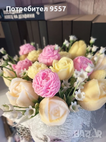 Ръчен букет от ароматни соеви цветя , снимка 2 - Декорация за дома - 53584738
