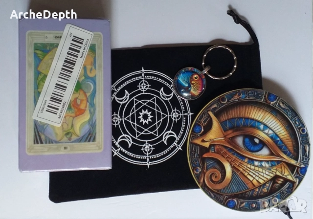 Карти таро на Алистър Кроули, снимка 2 - Таро карти - 51487556