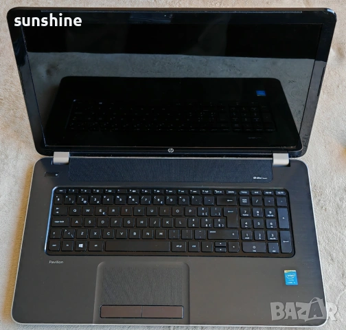 Лаптоп HP Pavilion 17.3" HD+ Samsung 860 EVO 250GB Intel Core i5‑4200M 8GB, снимка 3 - Лаптопи за дома - 53668521