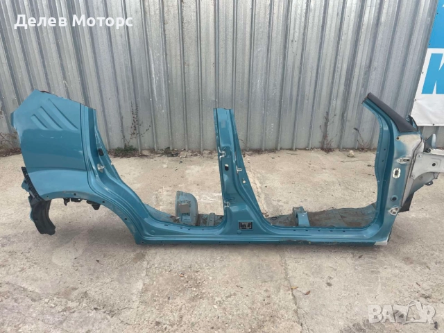 Десен праг с колонка и заден десен панел от Suzuki Ignis AllGrip 4WD 4x4 1.2i, 90 ph, 23 000 км