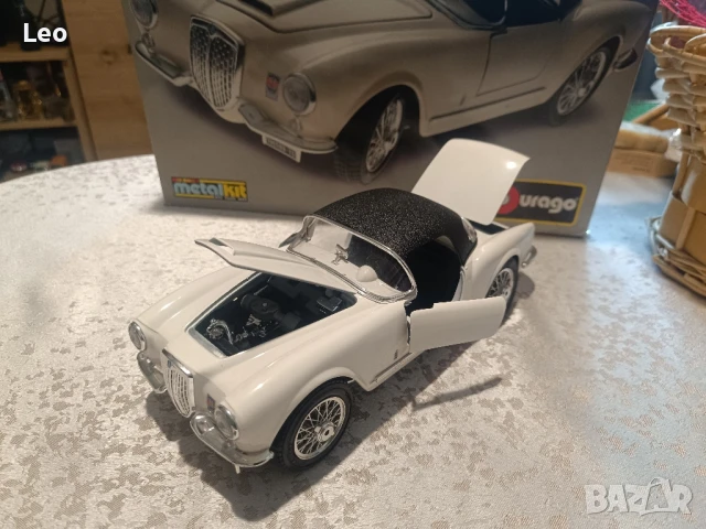 Lancia Aurelia 1:18 BBURAGO
