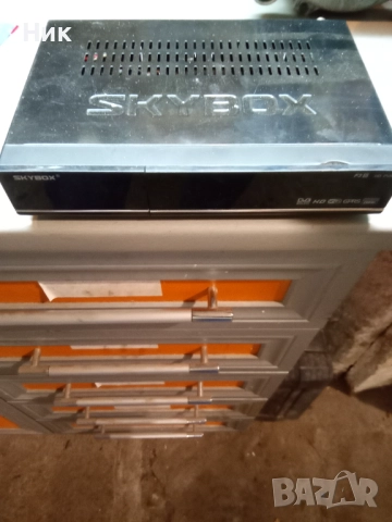 Сателитен приемник Boteck, снимка 2 - Приемници и антени - 52285047