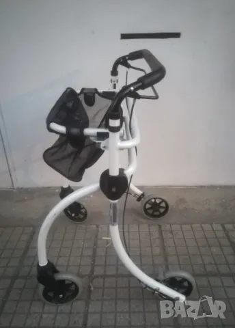 сгъваема проходилка с кошничка , снимка 1