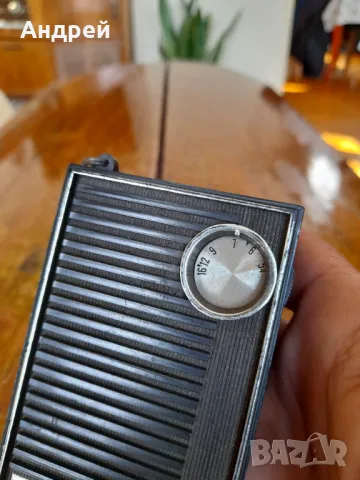 Старо радио,радиоприемник Kent, снимка 3 - Антикварни и старинни предмети - 47461751