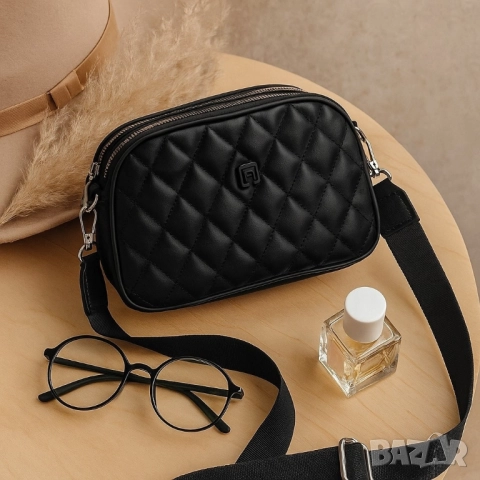 Капитонирана дамска чанта през рамо, снимка 2 - Чанти - 51884594