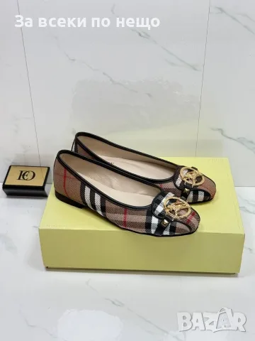 Burberry Дамски Ежедневни Обувки Тип Балерини Със Златна Катарама Бърбъри Код E101