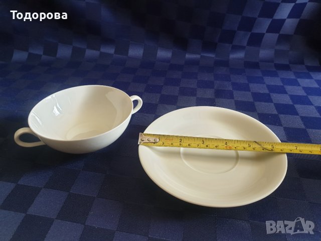 Порцеланови немски чаши-купи с две дръжки и подложни чинии - 8 комплекта- Бавария, снимка 4 - Сервизи - 41566432