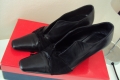 Продавам елегантни от естествена кожа италиански обувки , снимка 1 - Дамски обувки на ток - 36083940