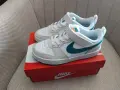 Детски Маратонки Nike номер 29,5, снимка 1