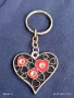 Красив ключодържател СЪРЦЕ ❤️ подходящ аксесоар за раници 27253, снимка 1