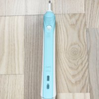 Електрическа четка за зъби Oral-B Professional Care 500, снимка 3 - Други - 33148756