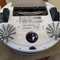  Продавам робот BISSEL ROBOT  model 2931 N   в много запазен вид има Docking Tray  , снимка 1 - Прахосмукачки - 44411901