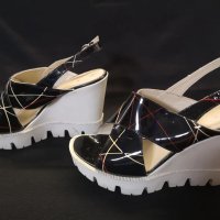 Дамски обувки на платформи, снимка 3 - Дамски ежедневни обувки - 41603197