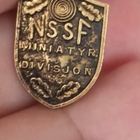 норвежка сребърна военна значка , снимка 1 - Антикварни и старинни предмети - 42176271