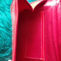 чанта дамска Royal Classic, лачена, червена, лъскава, снимка 6 - Чанти - 35964095
