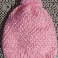 Детска безшевно ръчно плетена шапка за момиченце 4-8 год., снимка 6 - Шапки, шалове и ръкавици - 42257307