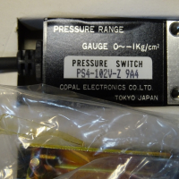 датчик за налягане Copal Electronics PS4-102V-Z pressure switch sensor transducer, снимка 2 - Резервни части за машини - 44601423