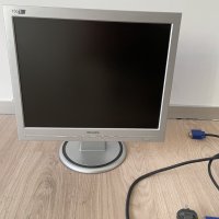 Монитор 17 inch Philips LCD, снимка 2 - Монитори - 41578136