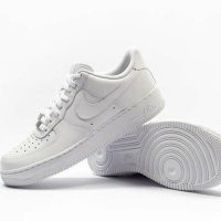 оригинални маратонки  Nike Air Force 1 07 Men's Shoes WhiteWhite номер 45,5-46, снимка 3 - Маратонки - 41047132