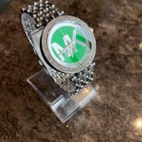 Дамски сребристи часовници Michael Kors, снимка 4 - Дамски - 26624833