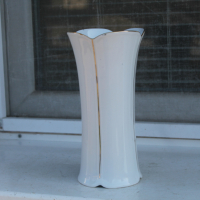 Немска порцеланова ваза , снимка 1 - Вази - 36253620