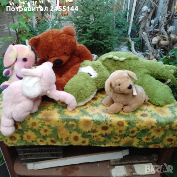 едри пл.играчки, снимка 1