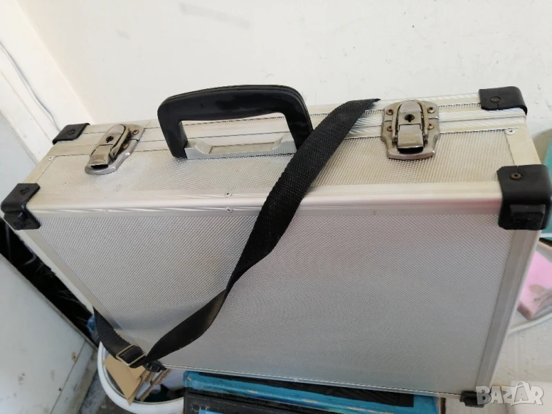 Алуминиев куфар за техника или инструменти , снимка 1