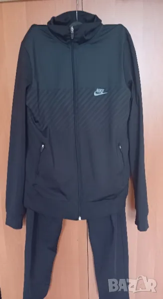 Спортен екип /анцунг Nike, снимка 1