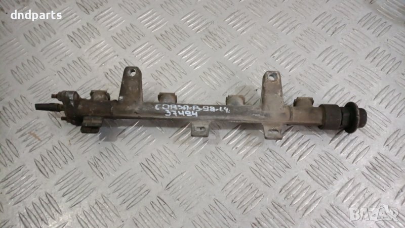 Горивна рейка Opel Corsa B 1.4i 1998г.	, снимка 1