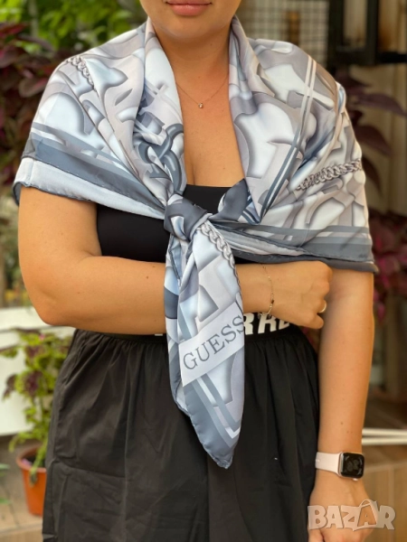 шал 100х100см chanel versace , снимка 1