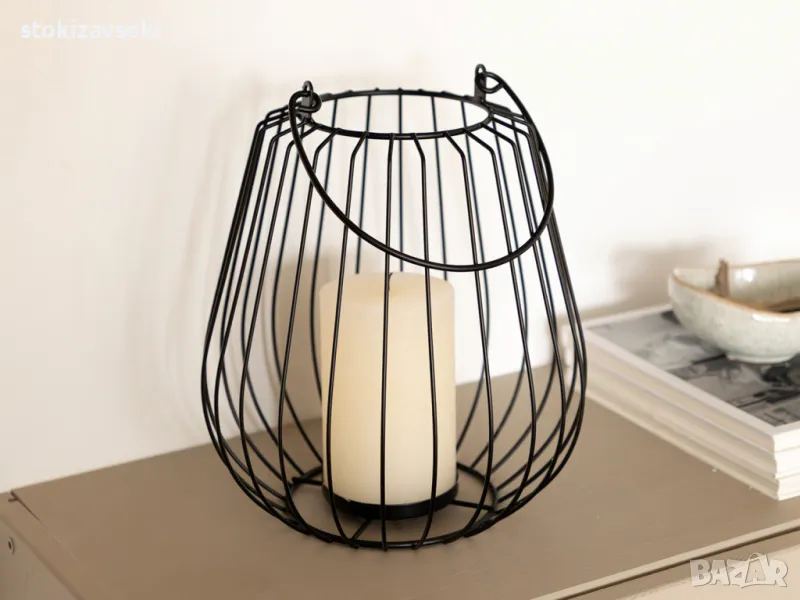 Метален свещник във форма на фенер, снимка 1