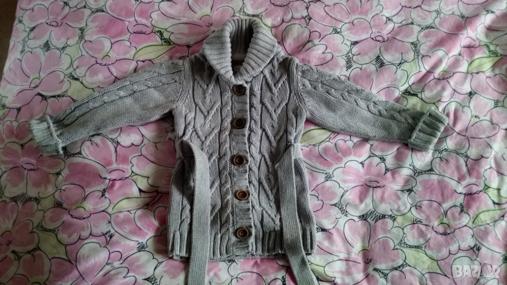 Подарявам детска жилетка, снимка 1