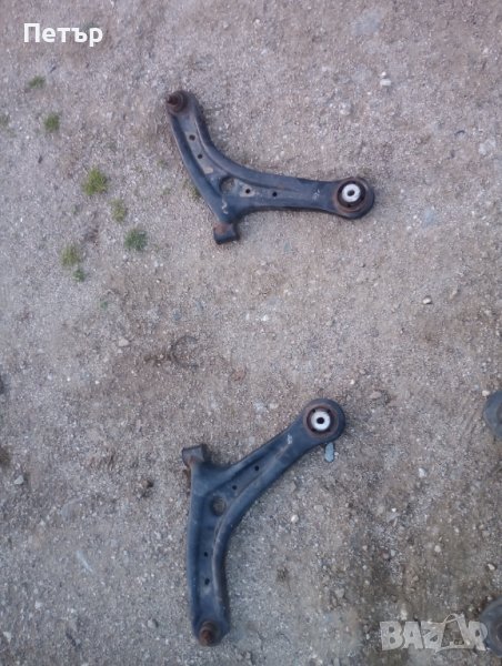 Ляв десен носач Форд фиеста 6, снимка 1