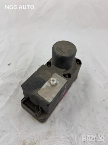 Вакуум помпа централно заключване Hella 6N0 962 257, 6N0962257, снимка 1