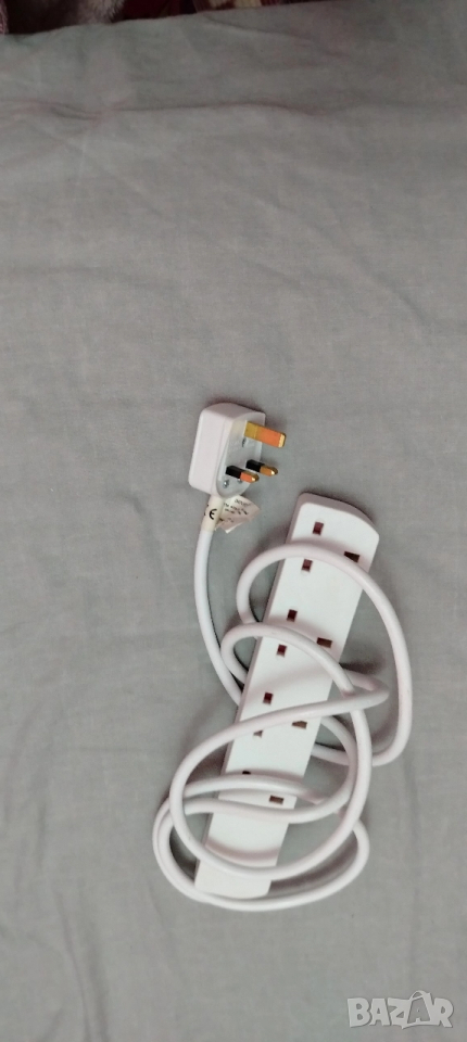 разклонител тройка с английски контакт , снимка 1