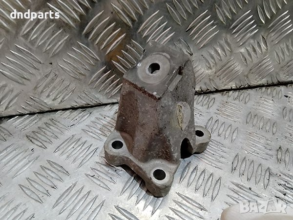 Лапа двигател за Audi A6, 3.0TDI, 2005г., снимка 1