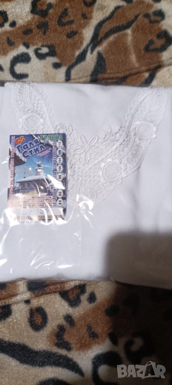 Дамски корсаж, зареждане на магазини с бельо , снимка 1