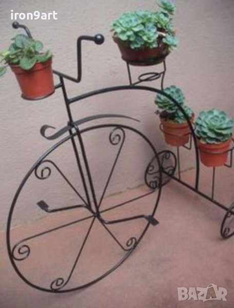 Цветарници колело от ковано желязо , снимка 1