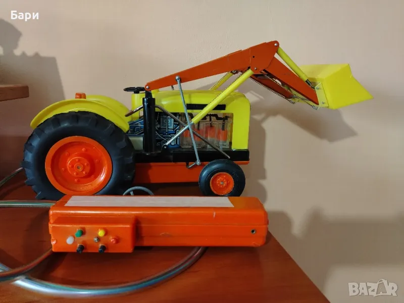 Стара играчка булдозер от Испания 70-те - CLIM YUMBO , снимка 1