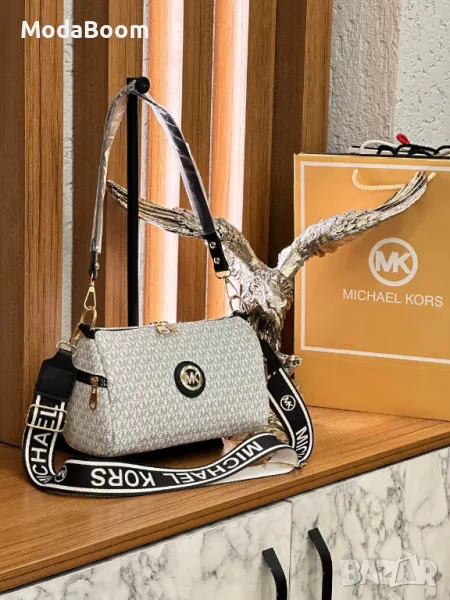 Michael Kors дамски чанти Различни цветове , снимка 1
