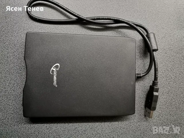 USB Floppy disk drive, снимка 3 - Други - 49171594