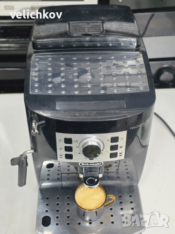 работеща кафемашина De’Longhi Magnifica S, снимка 6 - Кафемашини - 52772831