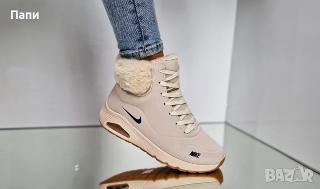 Намаление на дамски зимни боти бежови Nike, снимка 2 - Дамски боти - 56138420