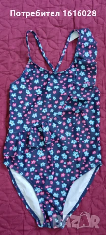 Цял бански за момиче раз.122 / 128 см.