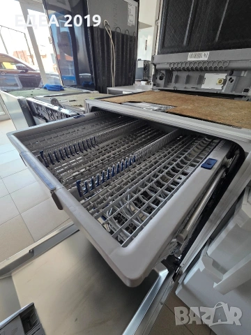 Дъдомиялна за пълно вграждане Siemens, снимка 6 - Съдомиялни - 53683382